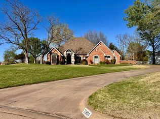 3301 Clairemont, Enid, OK 73703