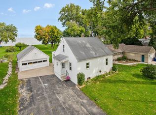 2105 Lakeside Pl, Green Bay, WI 54302