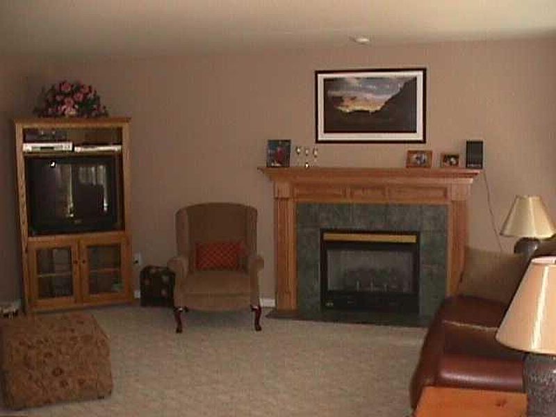 2nd image of 405 JESSAMINE Lane