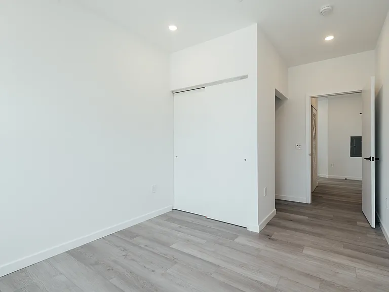 130 Monitor Street — Photo 25
