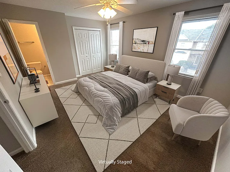 Barrington Townhomes — Photo 11