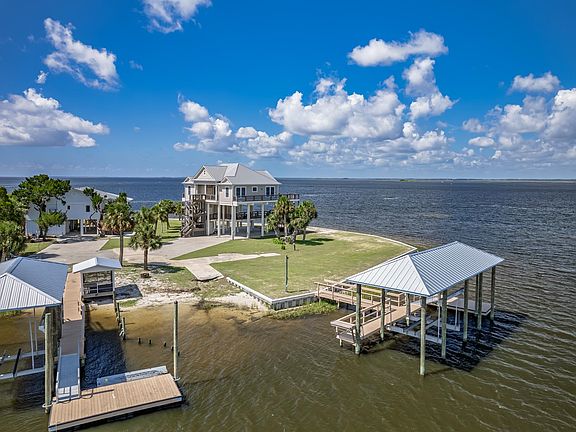 5th image of 1649 Shell Point Rd