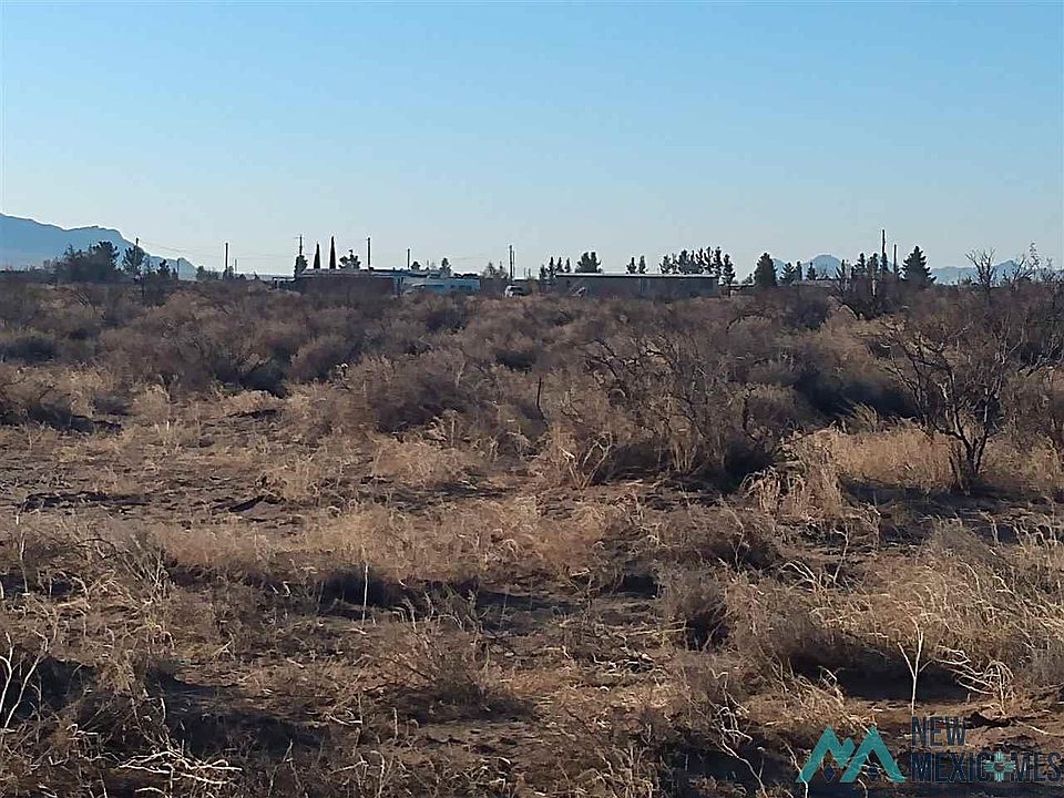 1st image of SE La Bonita Rd