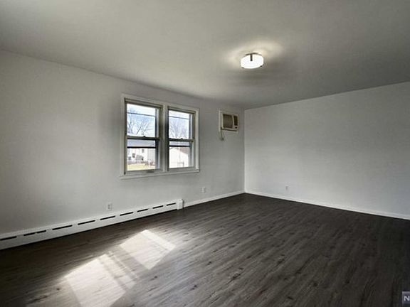 3rd image of 58-60 Midland Ave