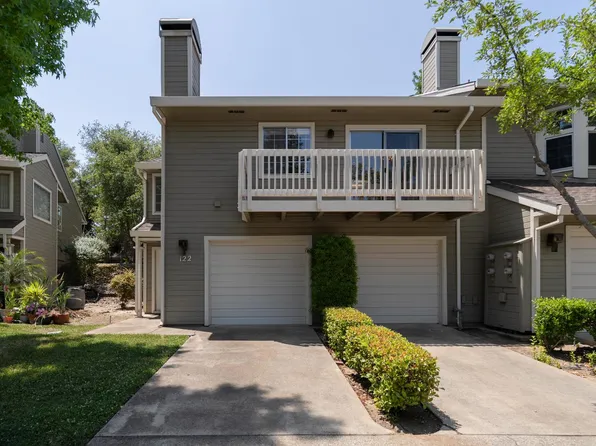122 Valley Oak Dr #4, Roseville, CA 95678