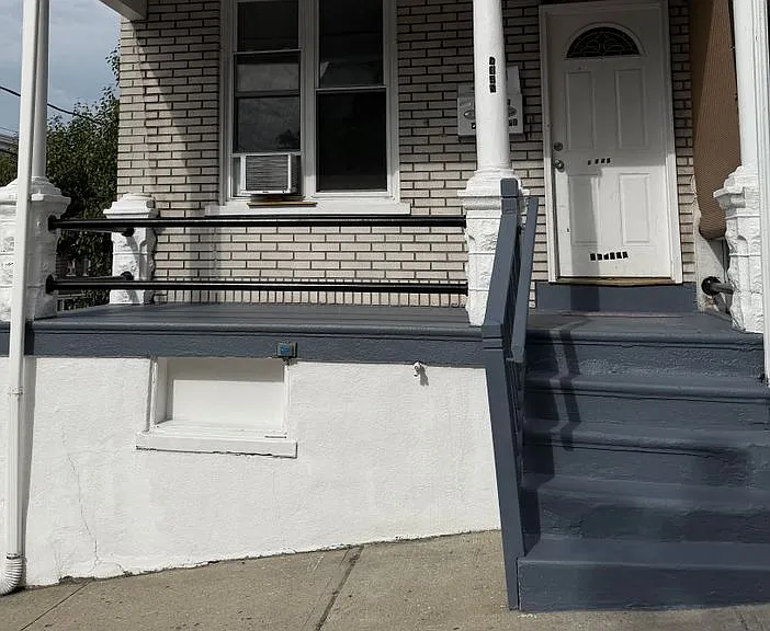 144 S 12th St — Photo 1