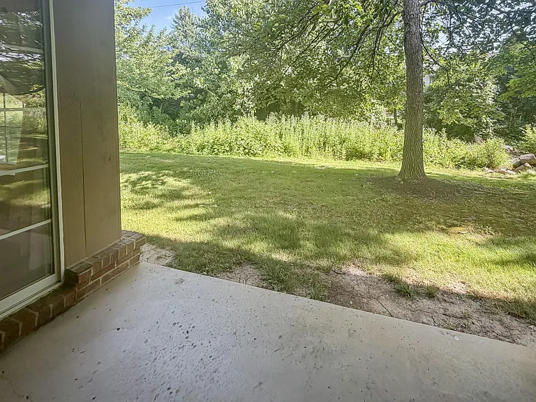 2820 Barclay Way — Photo 22