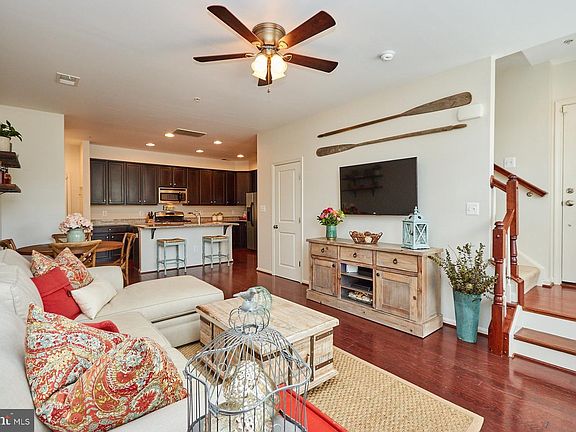 4th image of 7818 Cedar Branch Dr #113