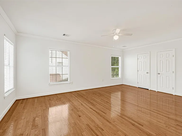 4390 Harvest Ln — Photo 18