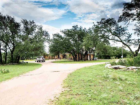 3rd image of 501 Twisted Oaks