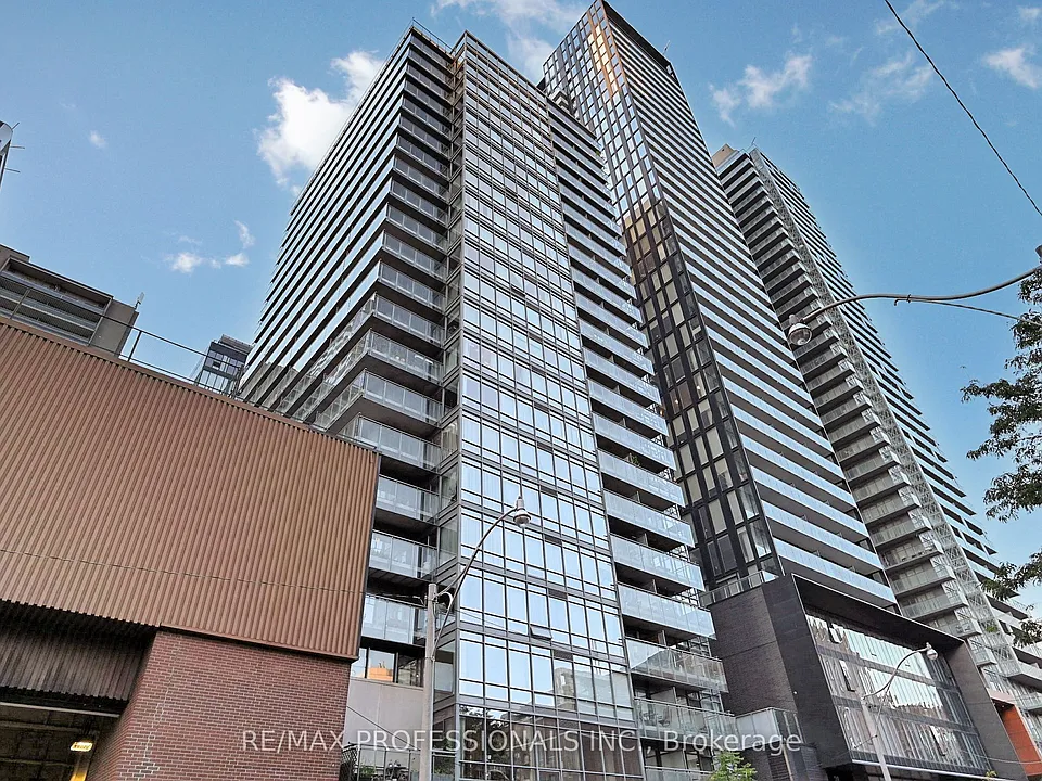 22 Wellesley St E #2008