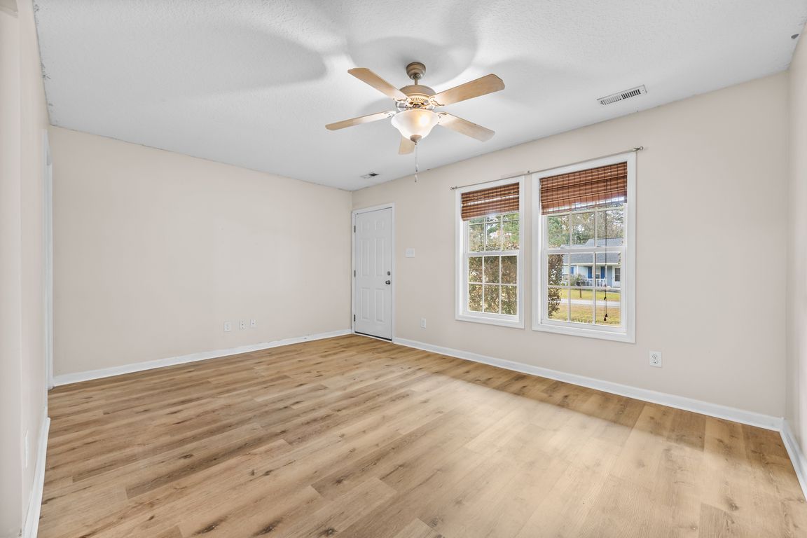 next background image