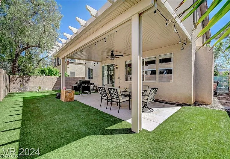 10914 Esta Ponia Ct — Photo 3