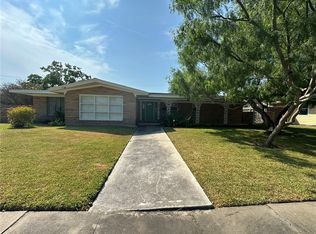 301 Bermuda Pl, Corpus Christi, TX 78411