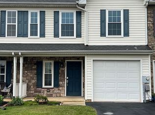 62 Fuzzy Tail Dr, Ranson, WV 25438