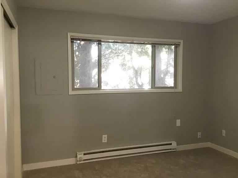 Taylor Place Apartments II — Photo 21