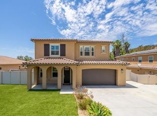 9228 Old Farmhouse Rd, Lakeside, CA 92040