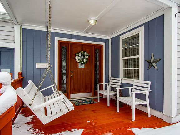 2nd image of 489 Shiloh Dr