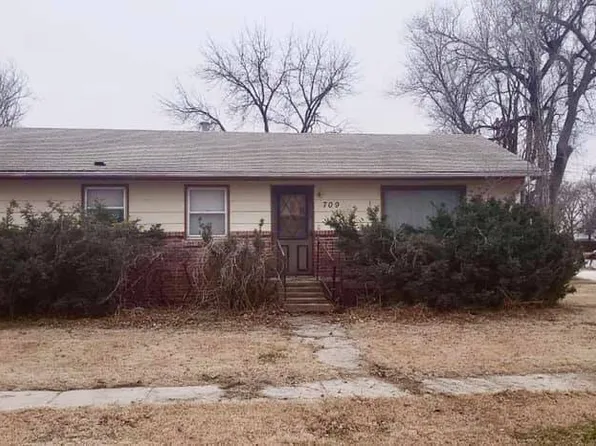709 Main St, Gaylord, KS 67638