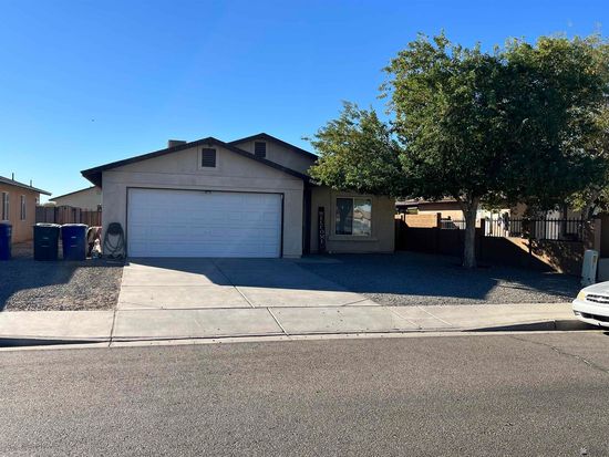 8963 E 38th Pl, Yuma, AZ 85365