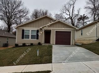 3930 Park Ave, Kansas City, MO 64130