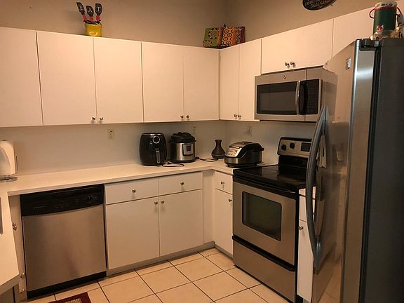 3rd image of 8930 W Flagler St APT 214