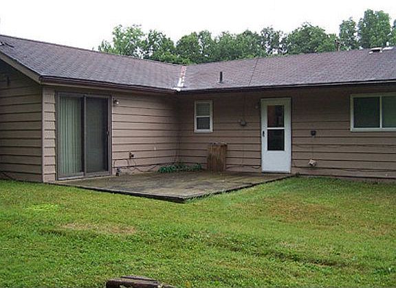 2nd image of 192 Willowbrook Dr