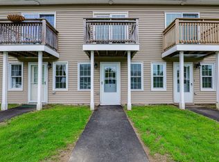 35 Mathews Ave APT 8, Waterville, ME 04901