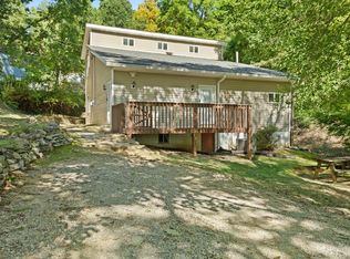 1115 Skyview Rd, Salem, VA 24153