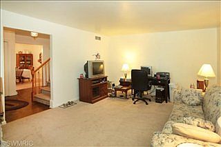 4th image of 10448 E Mn Ave