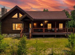 2469 Misty Shadows Dr, Sevierville, TN 37862