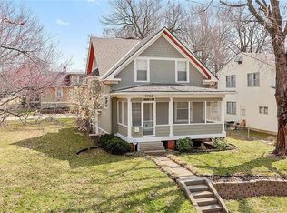 7703 Pennsylvania Ave, Kansas City, MO 64114