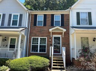 6466 Windsor Gate Ln, Charlotte, NC 28215