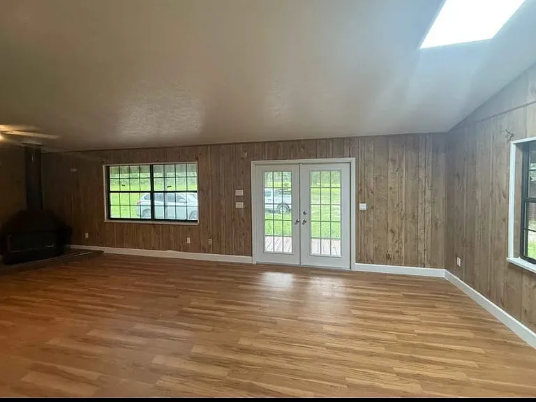 2230 Endsley Rd — Photo 29
