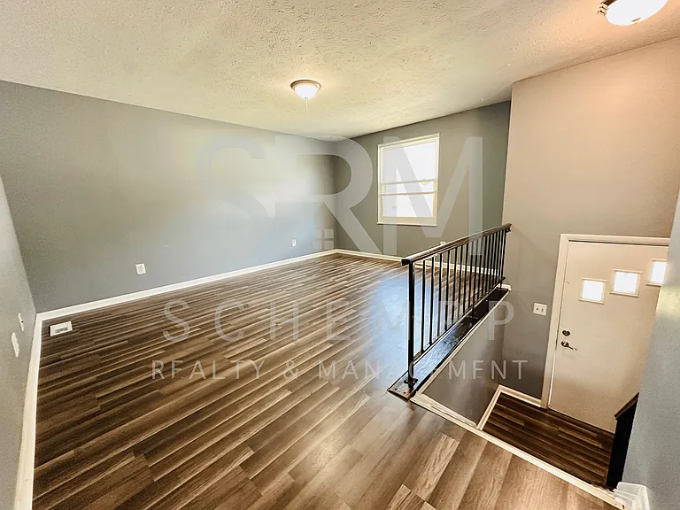 8507 Bost Ln — Photo 3