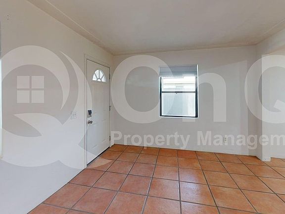 5th image of 1002 E Simmons St