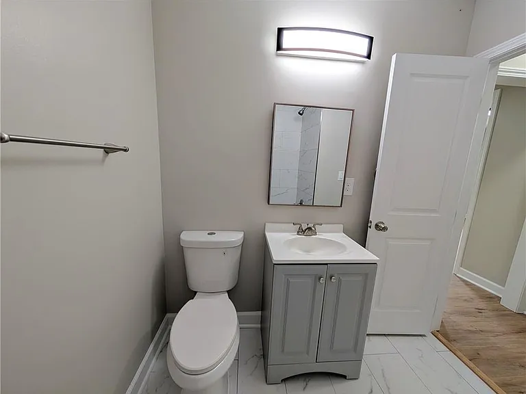 1377 Pine Ave — Photo 13