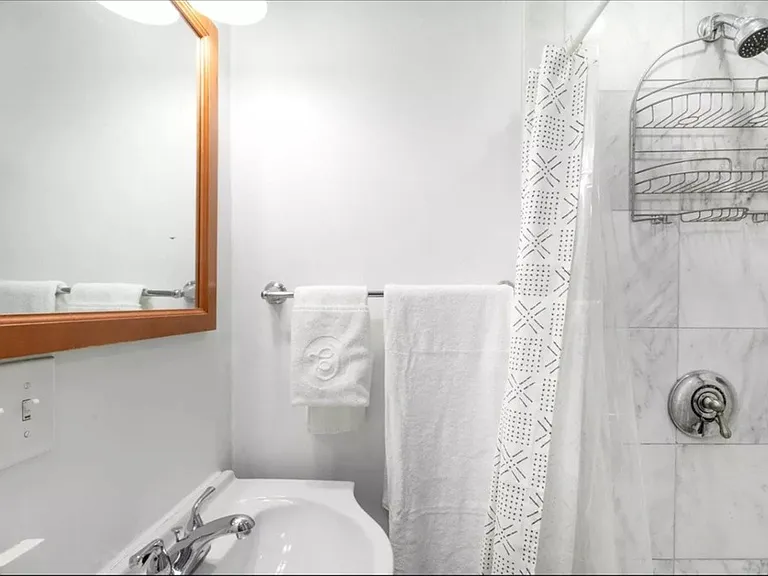 164 Endicott St #2 — Photo 11