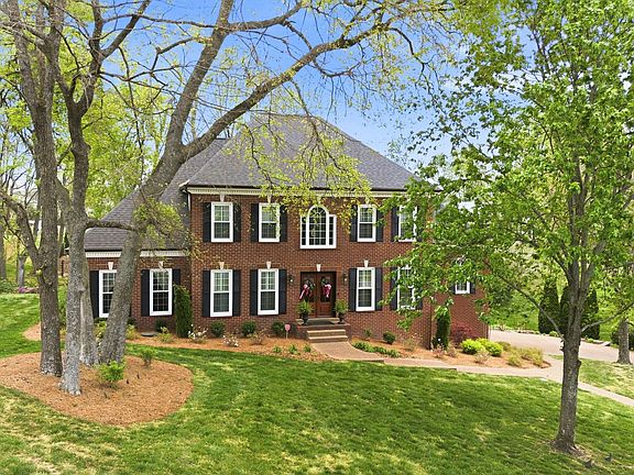 2nd image of 1033 Beech Grove Rd