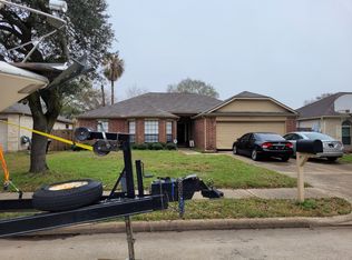 5618 Village Park Dr, Katy, TX 77493