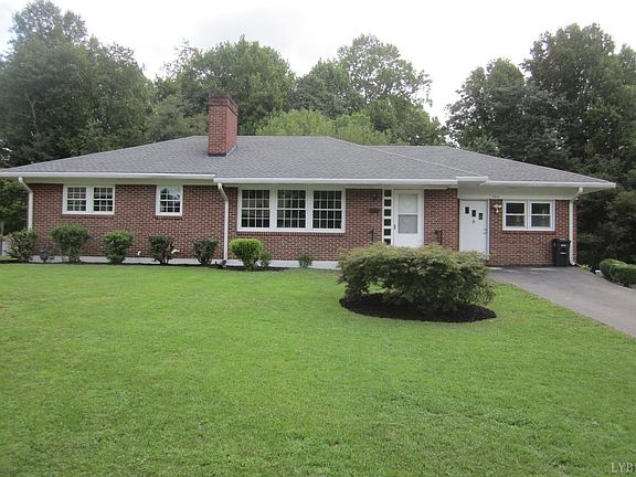 2nd image of 744 Sherman Dr