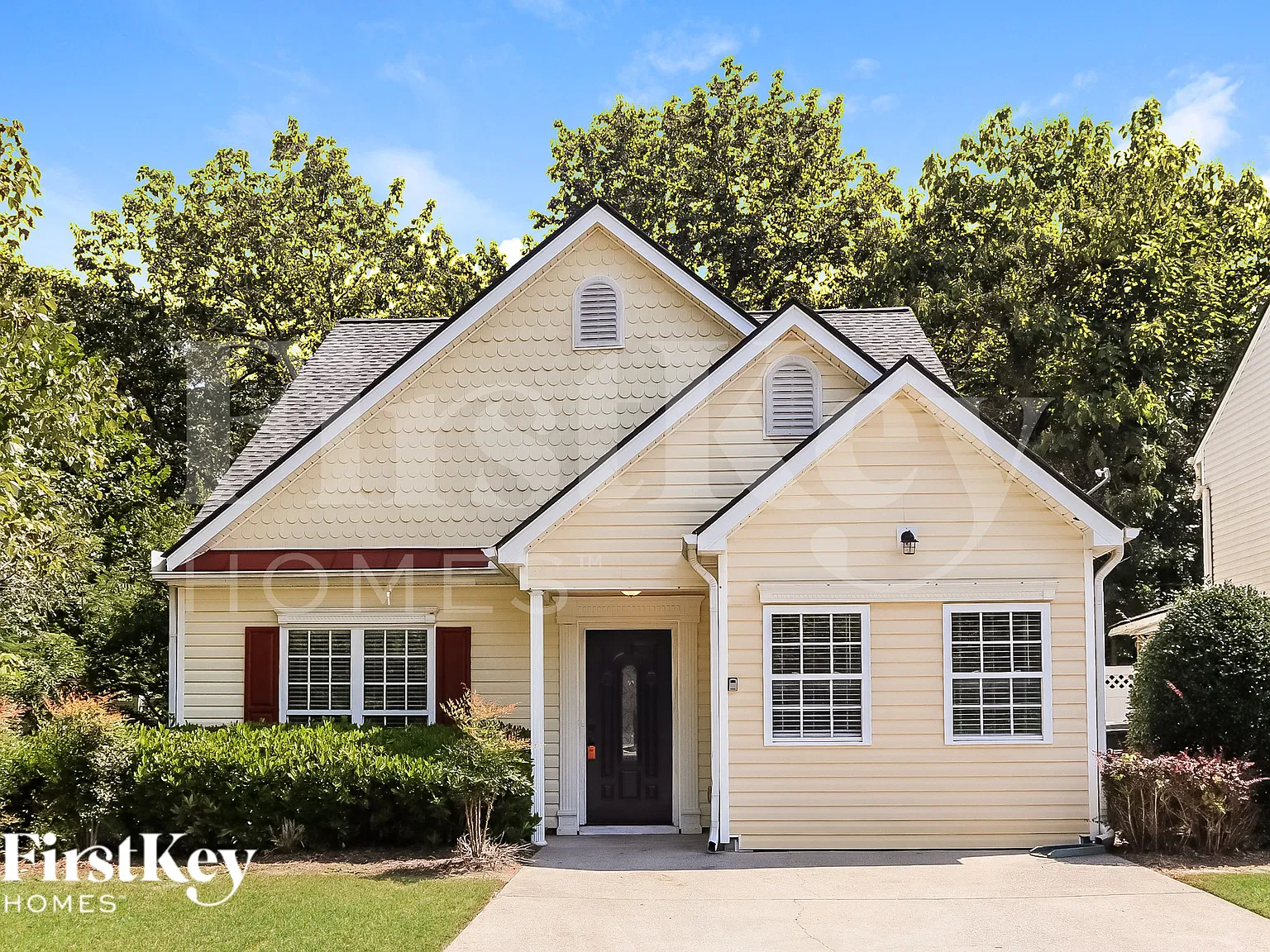 3 bed, 2.0 bath, 1824 sqft, $2,390 — Photo 1