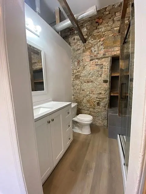 1 bed, 750 sqft, $1,575 — Photo 4