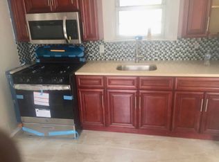 19011 118th Rd, Saint Albans, NY 11412