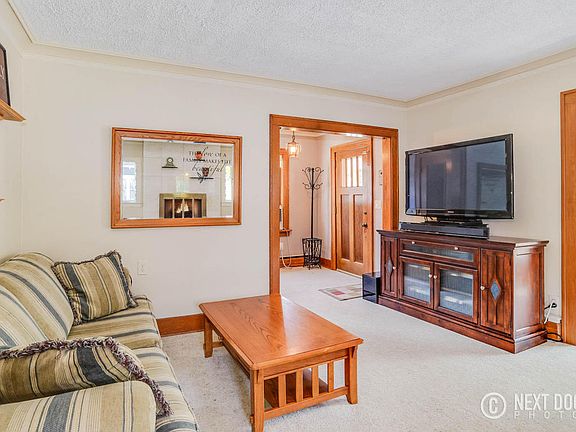 4th image of 2438 Boulevard Dr SW