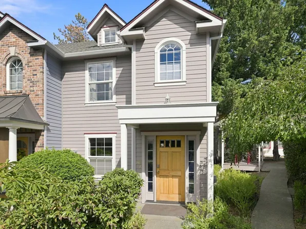 830 Park St, Ashland, OR 97520