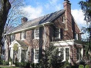 2nd image of 3828 Brookside Rd