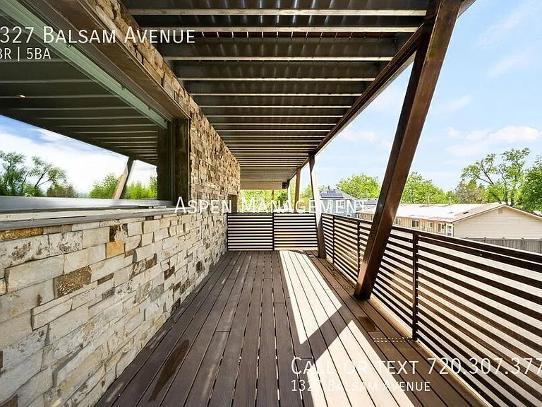 1327 Balsam Ave — Photo 32