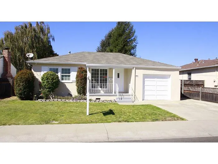 4058 Somerset Ave photo 1