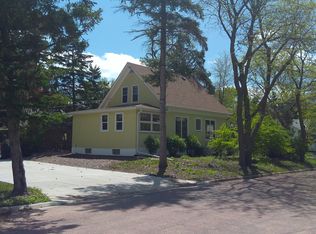 722 W 5th Ave, Mitchell, SD 57301